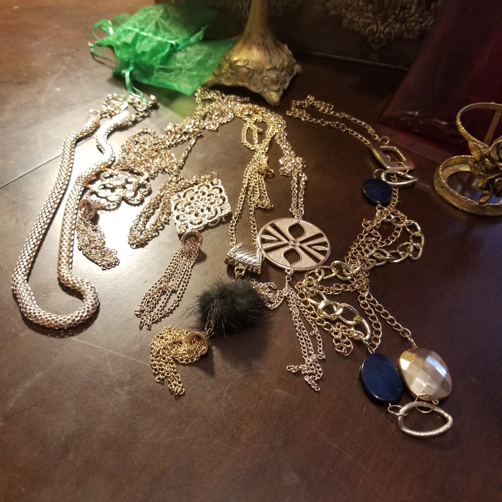 Women's Jewelry
